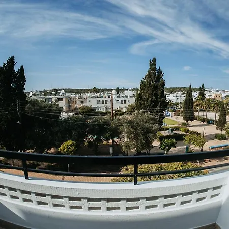 Ovis Apartahotel *