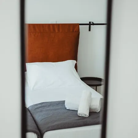 Ovis Apartahotel